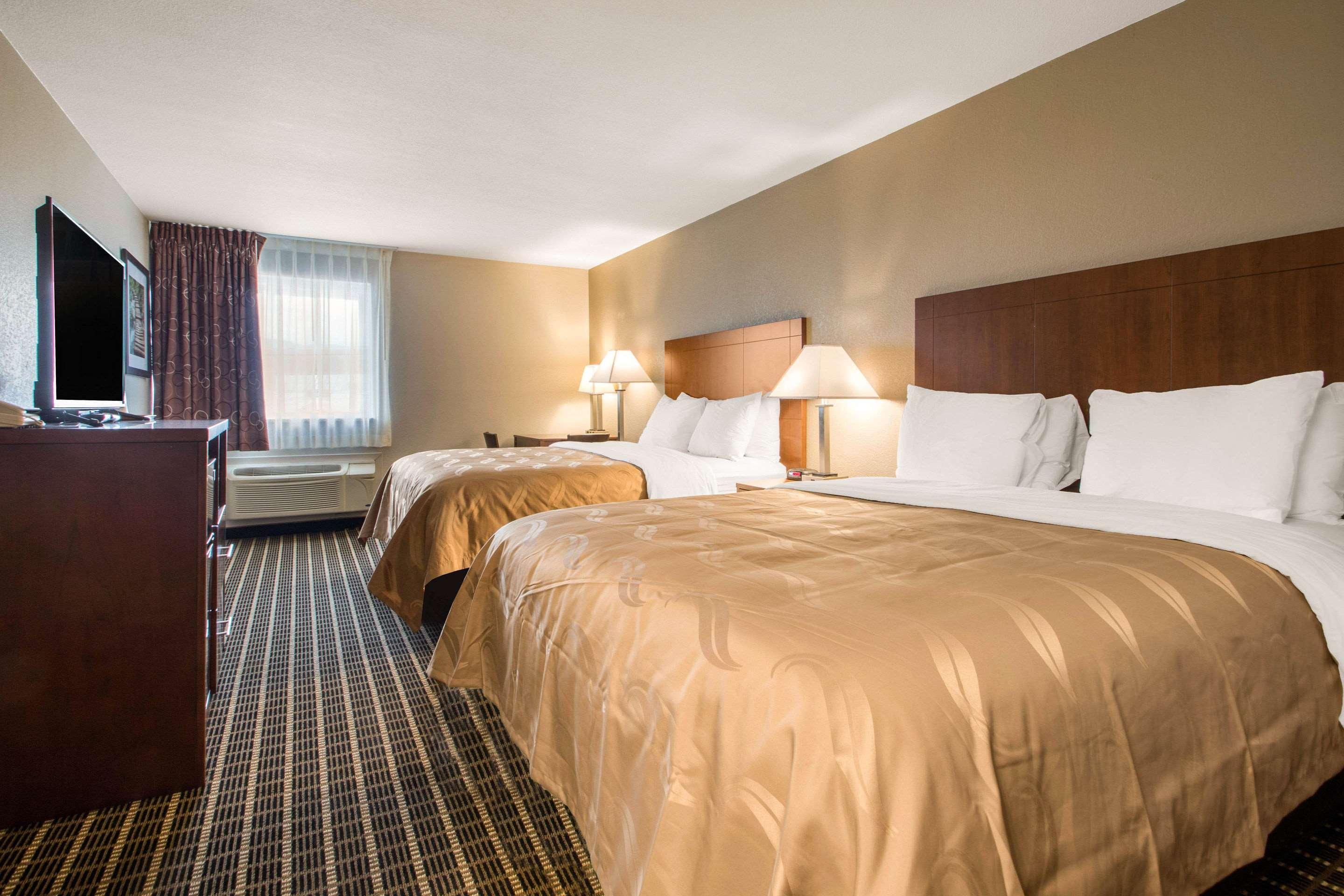 Quality Inn Madison West Near University Area Exterior photo
