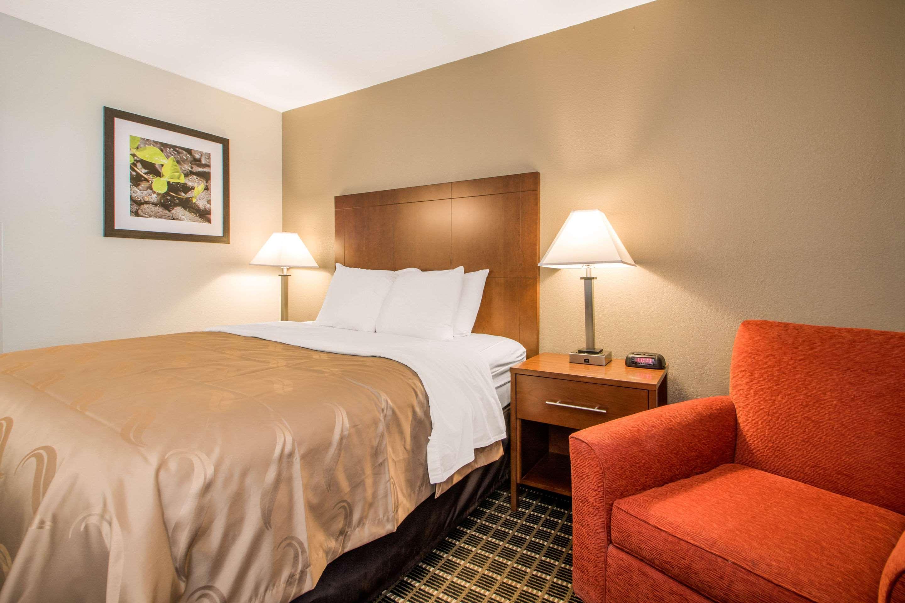 Quality Inn Madison West Near University Area Exterior photo