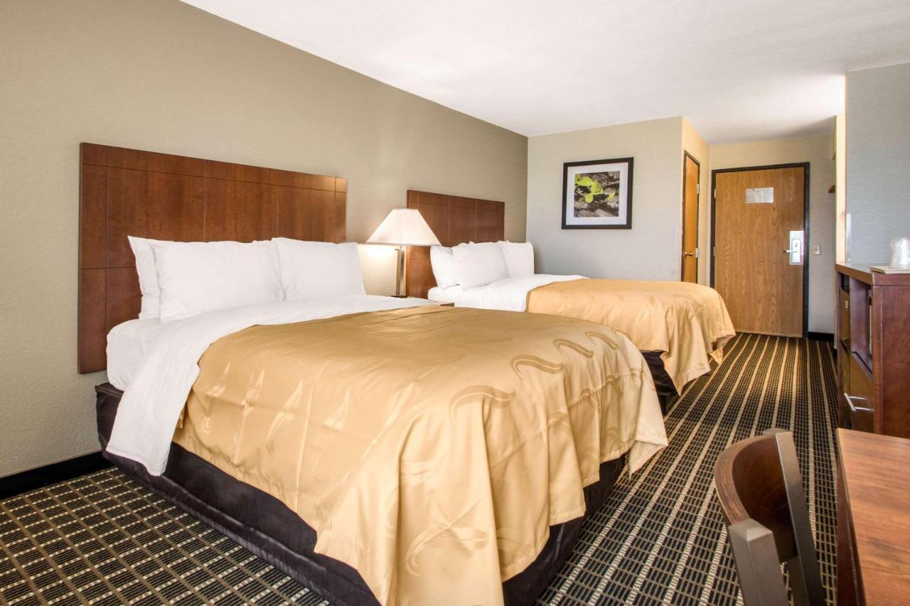 Quality Inn Madison West Near University Area Exterior photo